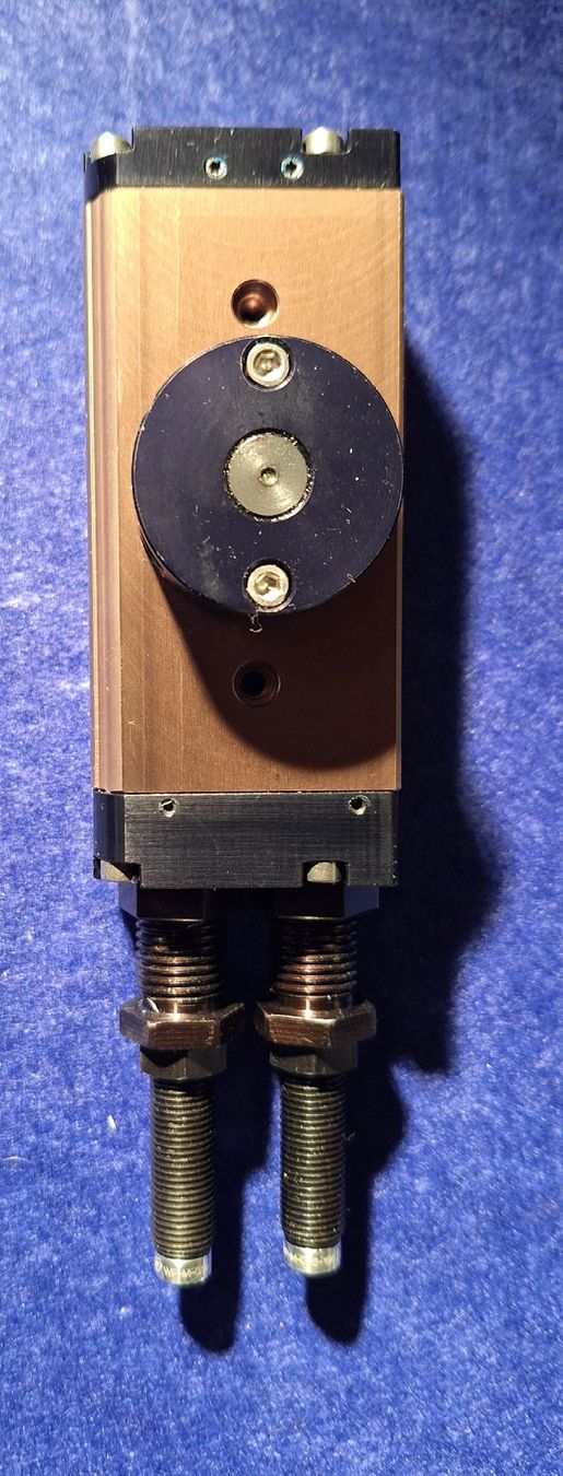 Altri prodotti elettronici: unité rotative schunk SRU 14.2-S-4 – Usato da Bussy FR venduto da 023 2