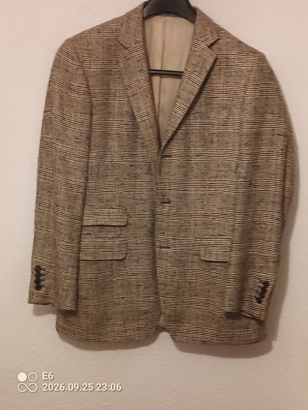 Giacche: Blazer aus Seide Marke: Bernies/Magee – Usato da Zürich venduto da Mitzi6