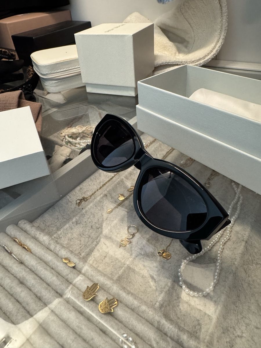 Brillen & Gläser: Chimi 06.3 Black Sonnenbrille  – Neu und originalverpackt aus Zürich von il_al