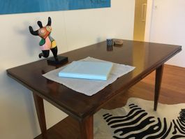 Antik Holztisch, Nussbaum, guter Zustand, top