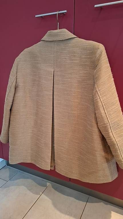 Vestes: Beige Jacke – D'occasion à Zürich par sarahb87 2