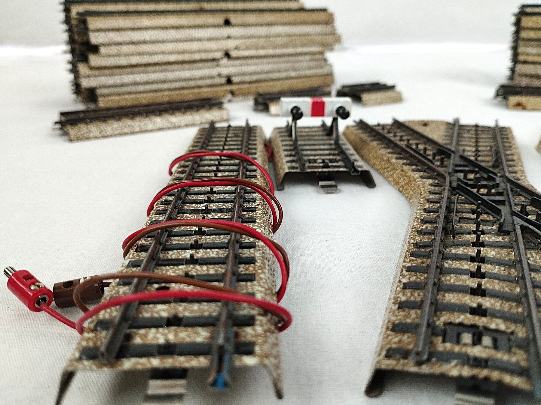 Märklin Modelleisenbahnen: MÄRKLIN H0 Geleise-Set – Gebraucht aus Schübelbach von Restwert_Schubelbach 4