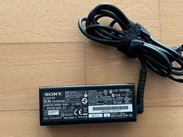 Sony Adapter 19.5V 2.3A