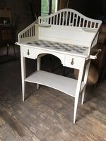 Meuble de toilette shabby en bois et céramique ancien