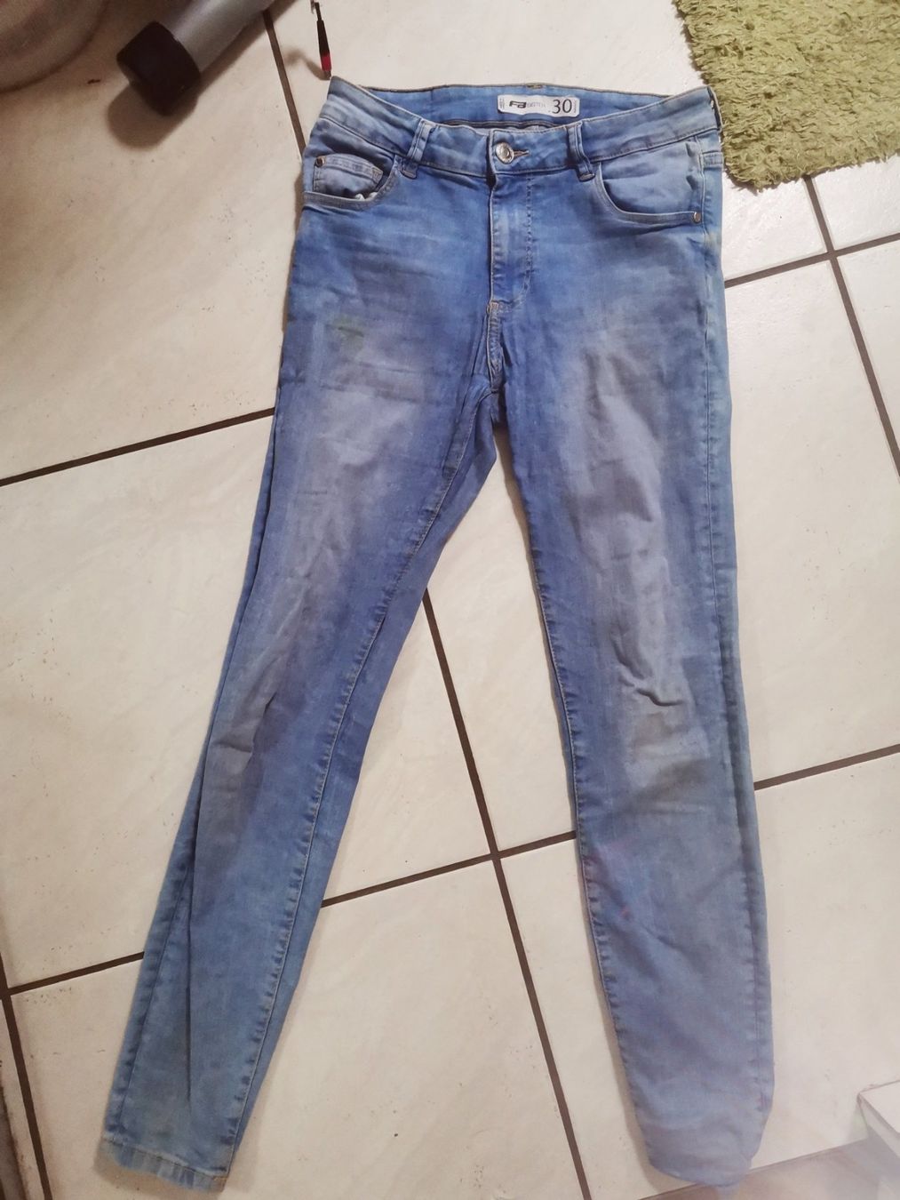 Jeans: FB Sister Jeans Size 30 – Usato da Therwil venduto da JeannysTrendStyle