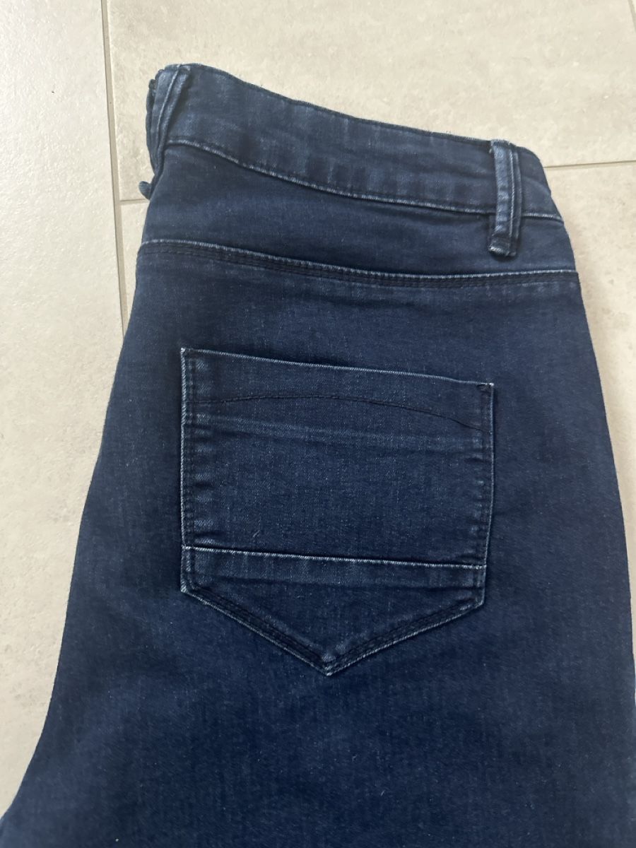 Jeans: Damen Jeans dunkelblau – Usato da Zug venduto da Hehe 5