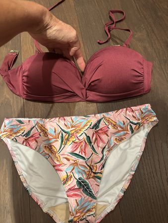 Bikini inkl. 2 Hosen Gr. 40