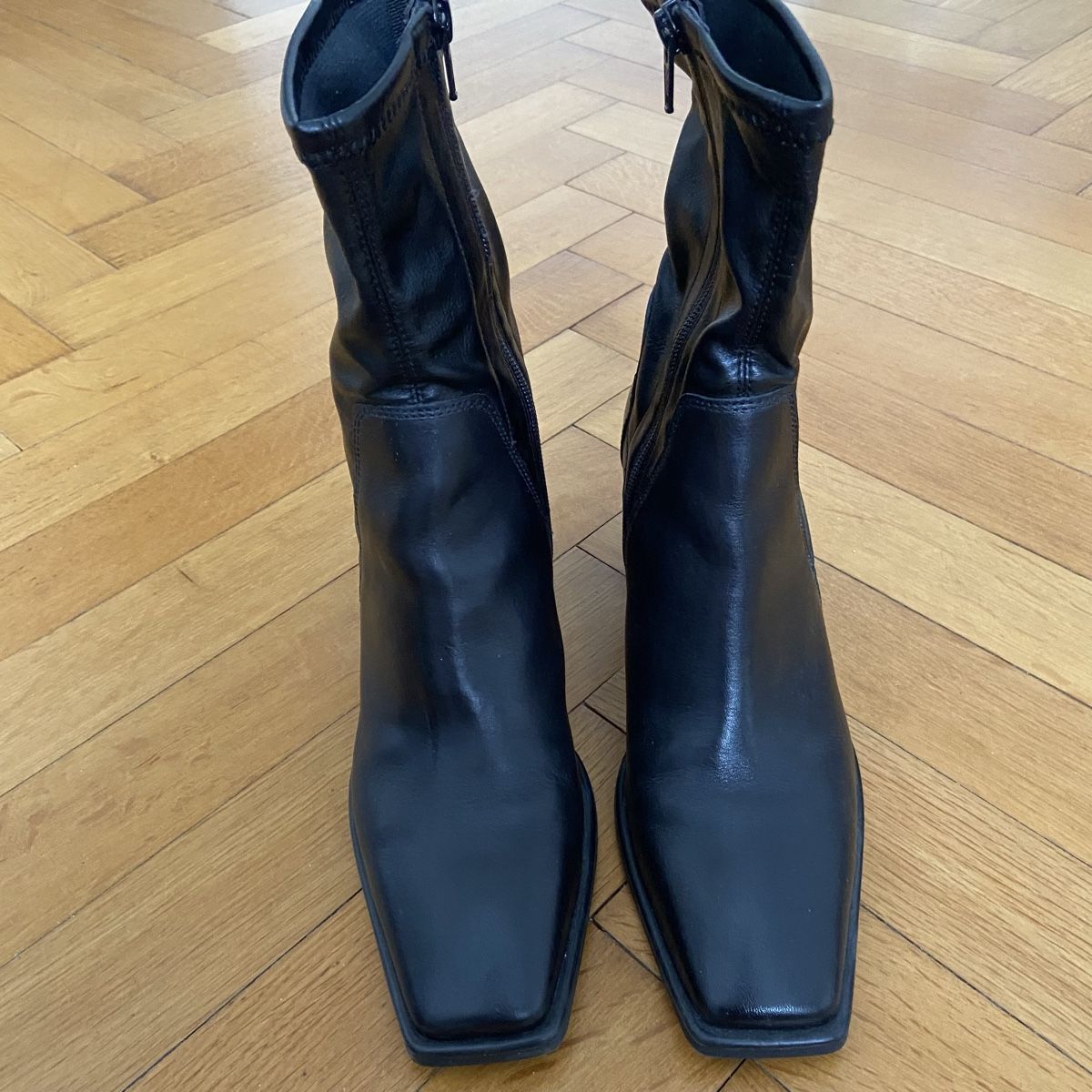 Vagabond Scarpe da donna: Vagabond Hedda Stiefelette Schwarz 40 – Usato da Bern venduto da Chunny 1