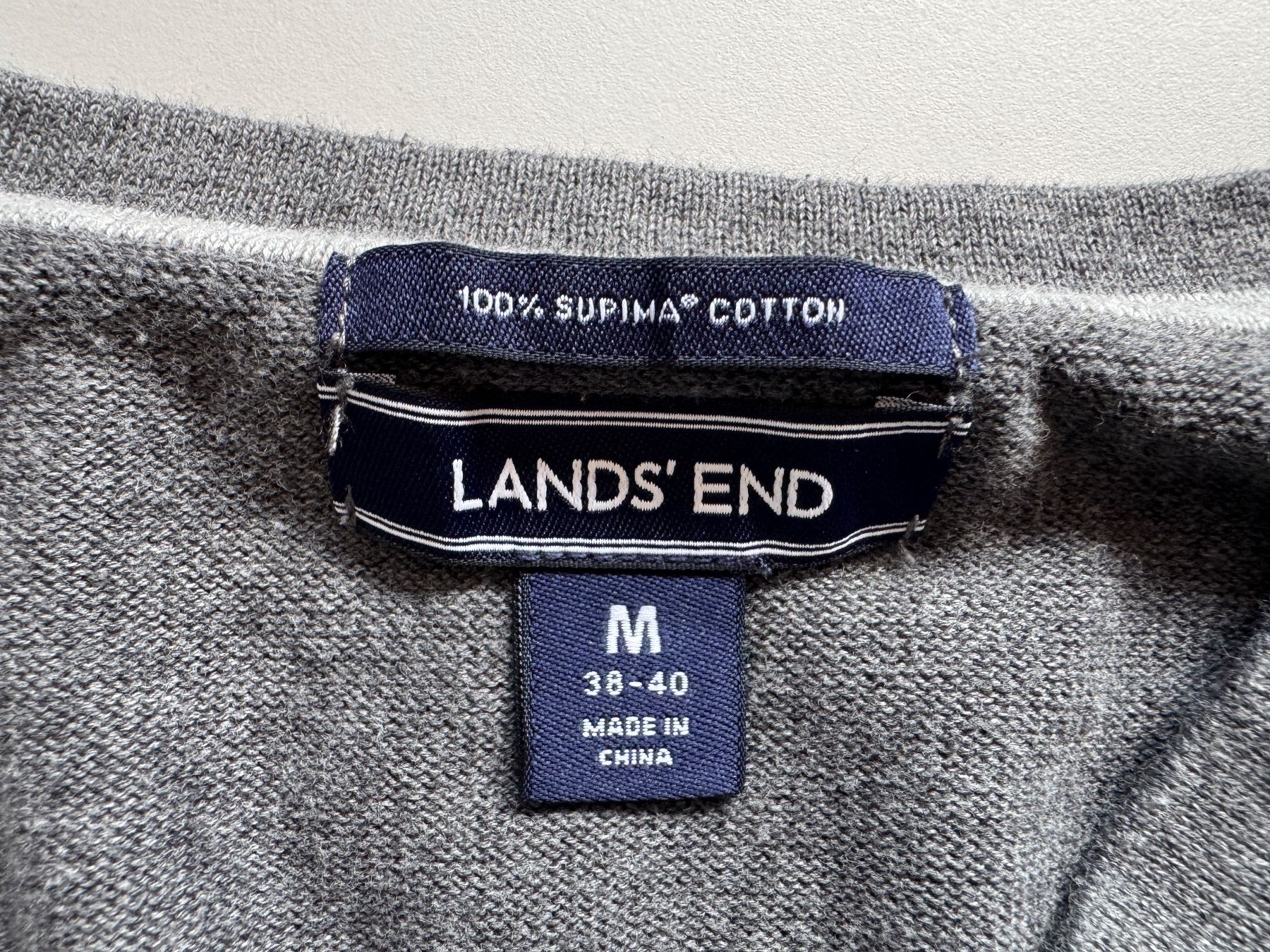 Pullover & Sweatshirts: Land's end pullover V-Neck 100% Supima cotton MEN Sz M – Gebraucht aus Neuchâtel von _Easy_to_Find_ 1