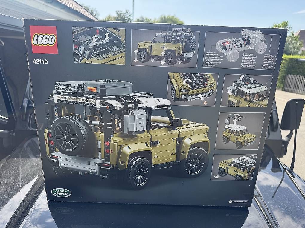 Baukästen: LEGO Landrover Defender neu! – Gebraucht aus Muri b. Bern von MVW 1