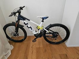 *WUNDERSCHÖNES HUSQVARNA EMTB*