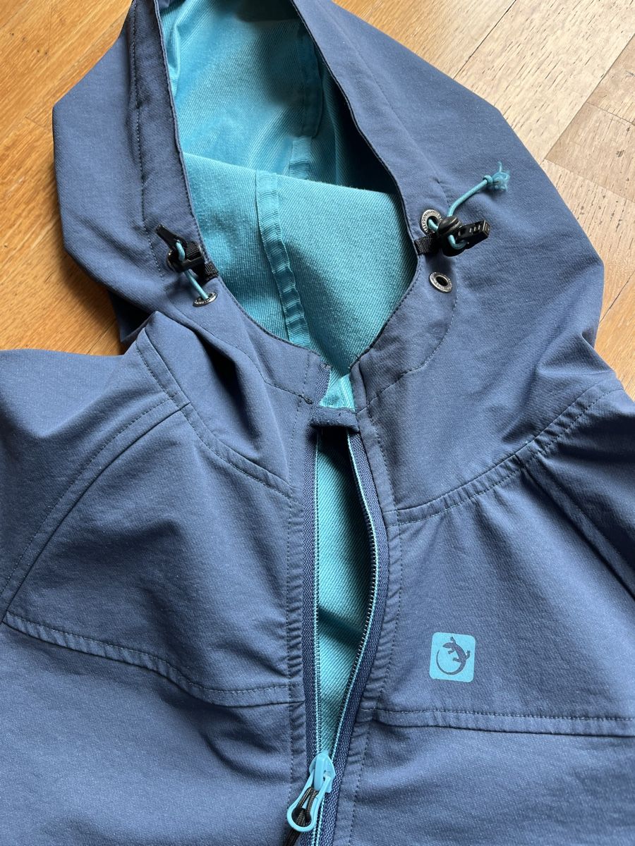 Trevolution Giacche: TREVOLUTION leichte Freizeit- und Wander-Softshell-Jacke – Usato da Ittigen venduto da str_9dw5 4