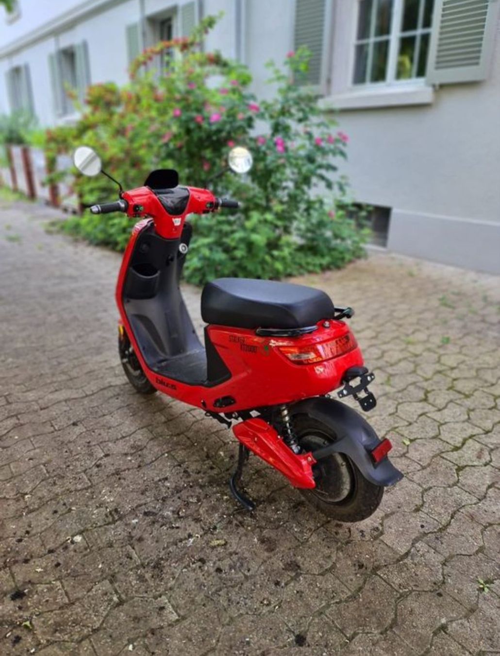 Scooters: Elektro Roller – D'occasion à zürich par R-N-J 2
