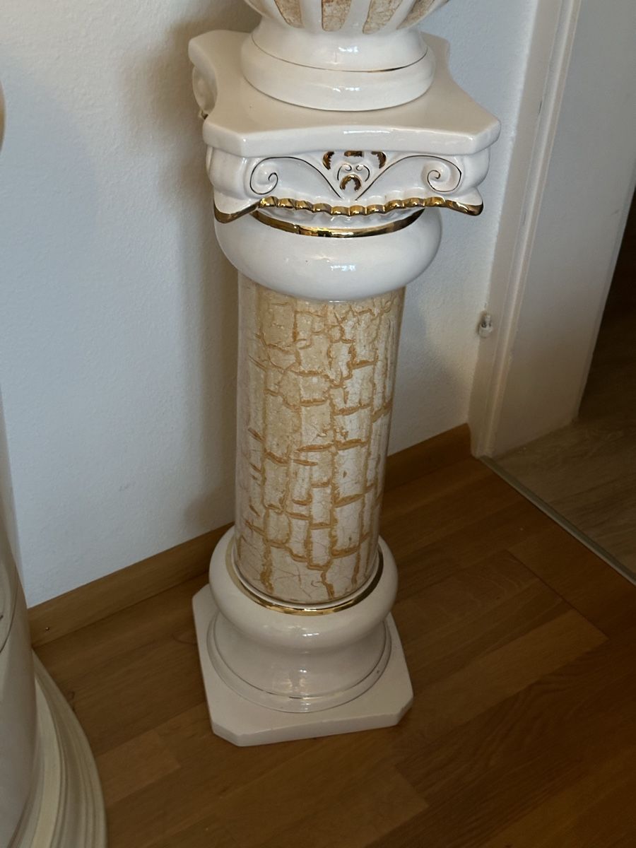 Altro per la casa: Säule mit Blumen Topf Einzigartig – Nuovo (secondo la descrizione) da Basel venduto da Ivana_4 2