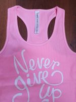 Lorna Jane M "never give up" hell rosa fitness sport motivat