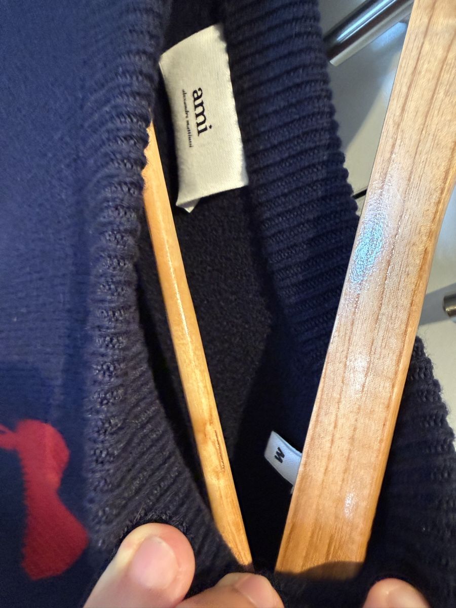 Maglioni & Felpe: Ami Sweater Pullover Navy  – Nuovo (secondo la descrizione) da Genève venduto da SG_73 1