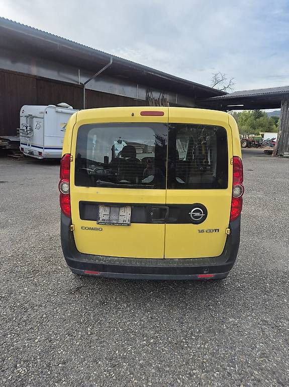 Automobili: Opel Combo Diesel 2014 Schalter Top – Usato da Schwadernau venduto da MS90s 5