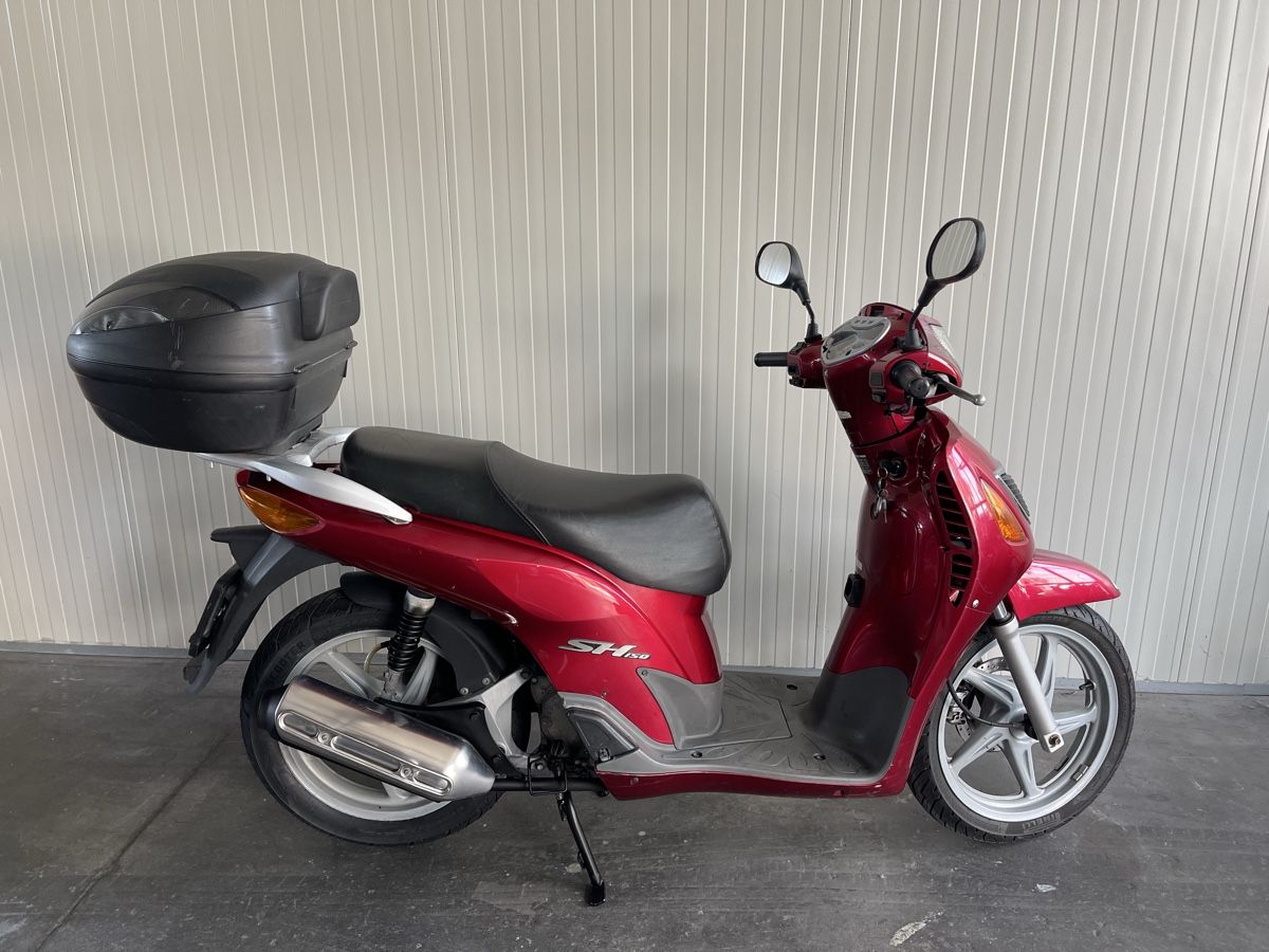 Honda Scooters: HONDA SH 150 – Gebraucht aus Barbengo von MDSmotors 1