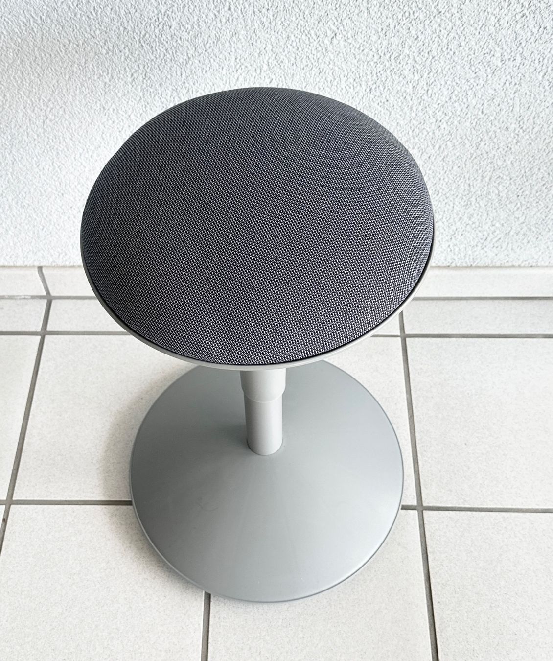 Ikea Sgabelli: TOP 💥 IKEA NILSERIK Stehstütze Hocker – Usato da Rickenbach b. Wil venduto da sunneschii_ 3