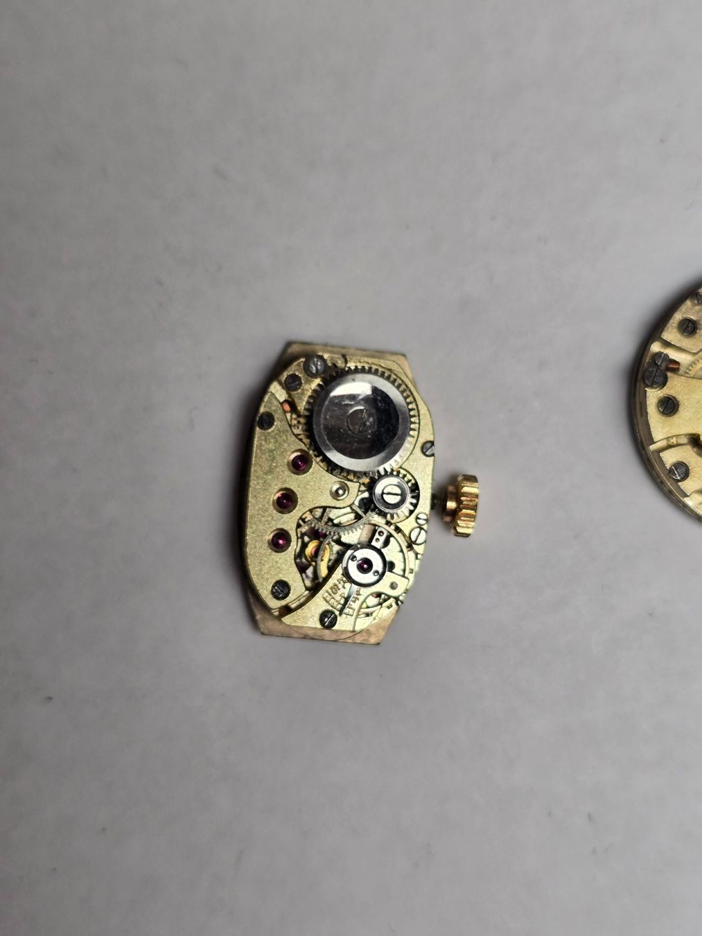 Orologi: lot de 2 mouvements ancien – Difettoso da Tramelan venduto da Nirdan 3