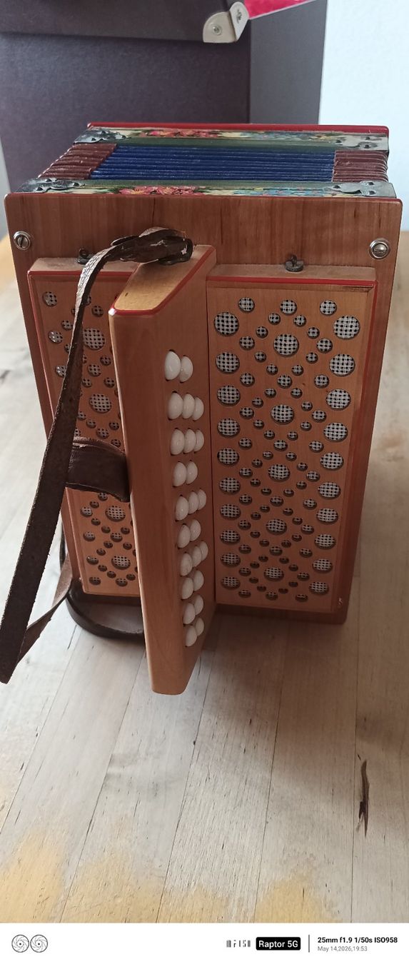 Strumenti musicali: Stöpsel Örgeli – Usato da St.Gallenkappel venduto da qwertzuiop12345 1