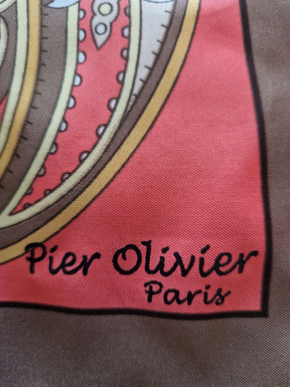 Foulard & Sciarpe: Foulard Pier Olivier – Usato da SAXON venduto da Mariposita1428 3