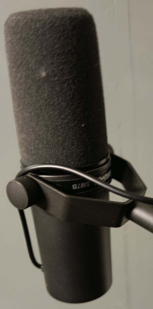 Shure Microphones: Microphone Shure SM7B + Bras Elgato Low profil – D'occasion à Develier par chr_s2d2