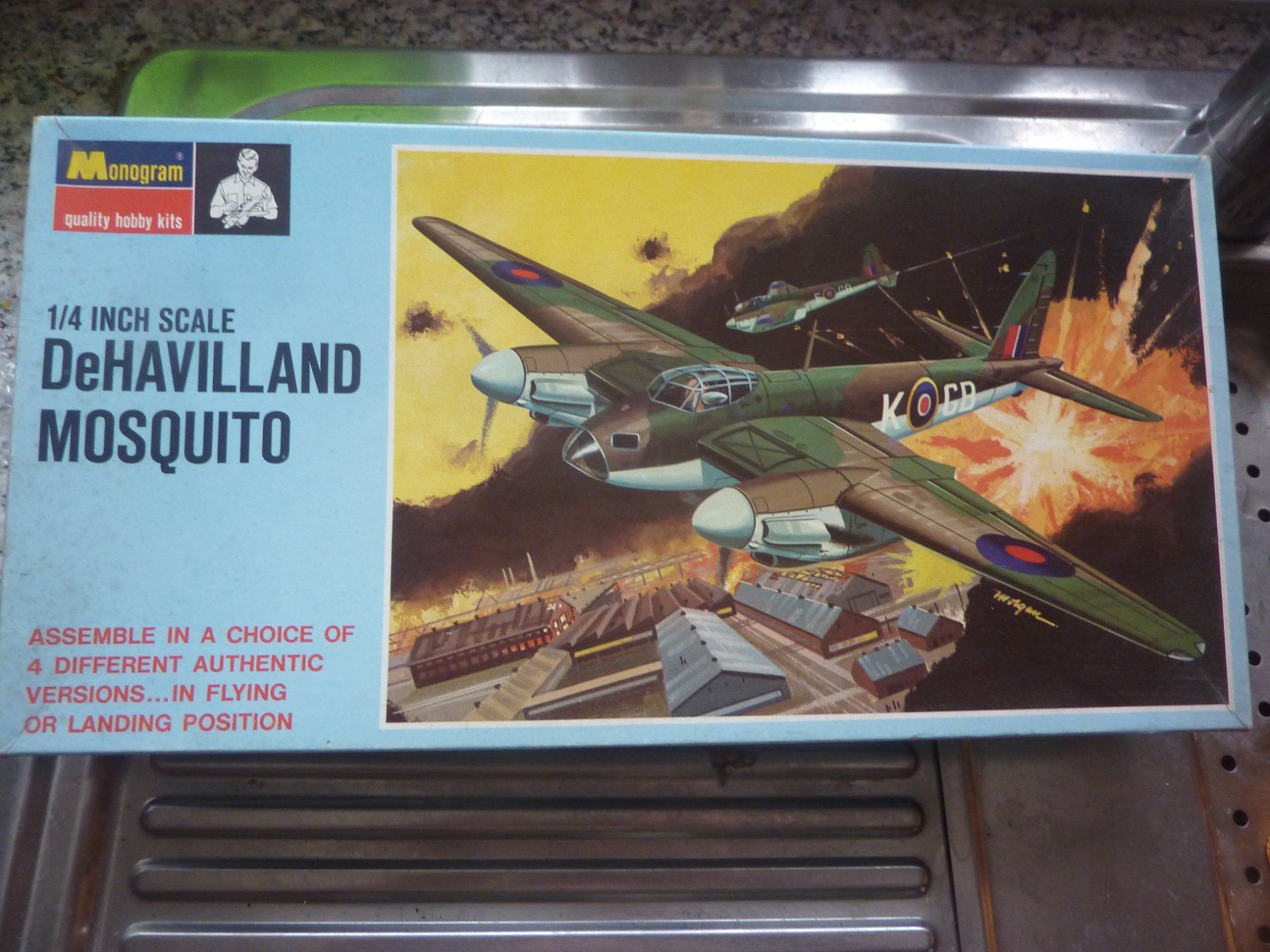Modellbausätze & Standmodelle: MOSQUITO – Neu und originalverpackt aus Balsthal von bouteliee
