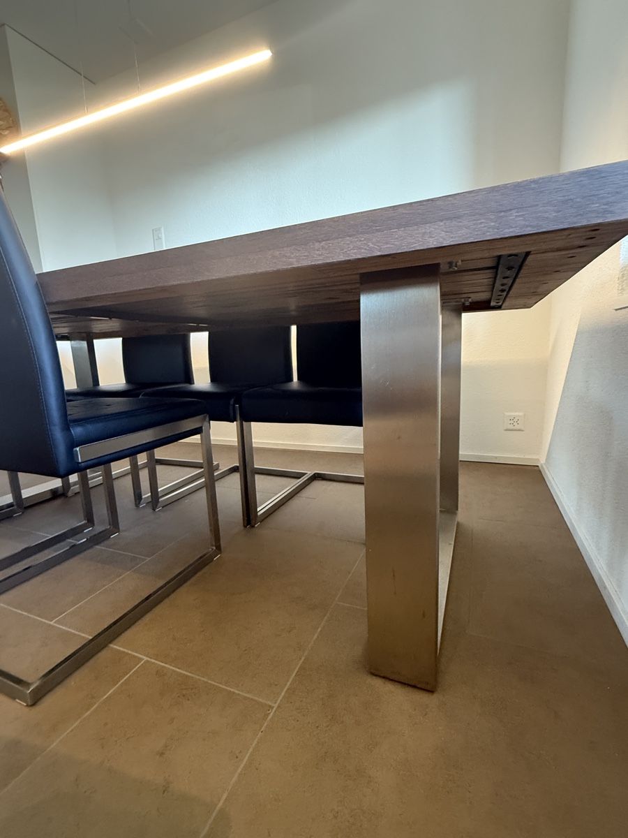 Tables: Esstisch Eiche 220cm inkl. 6 Stühle – D'occasion à Hunzenschwil par Limitless15 2