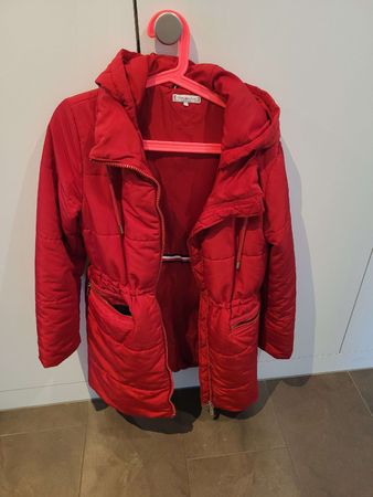 Rote Winterjacke Tommy Hilfiger, Grösse S