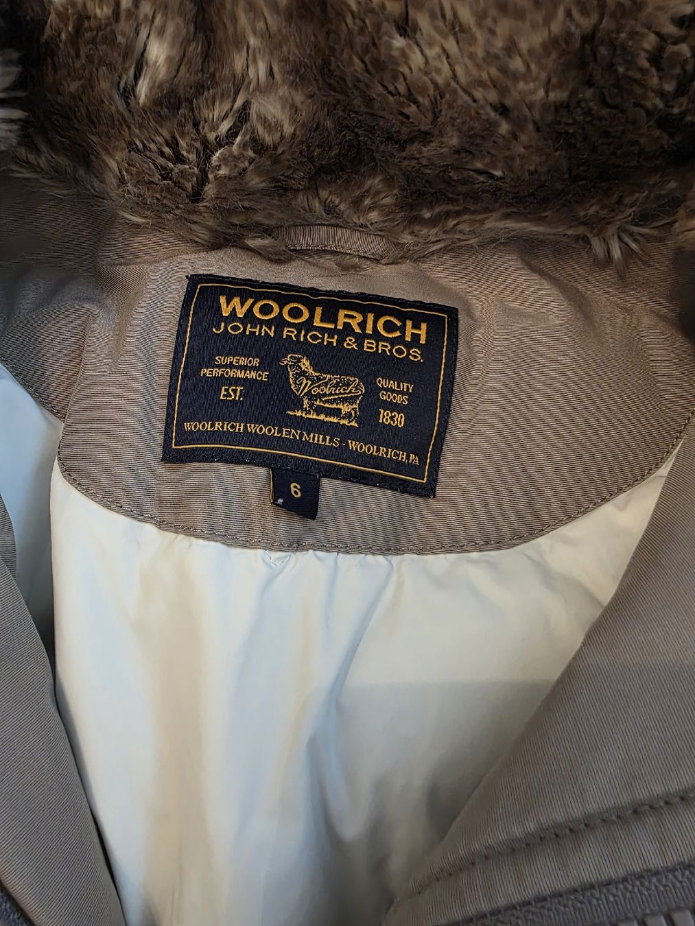Woolrich Giacche & Cappotti: Woolrich Jacke Gr. 122/128 – Usato da Sissach venduto da fionayyo 1