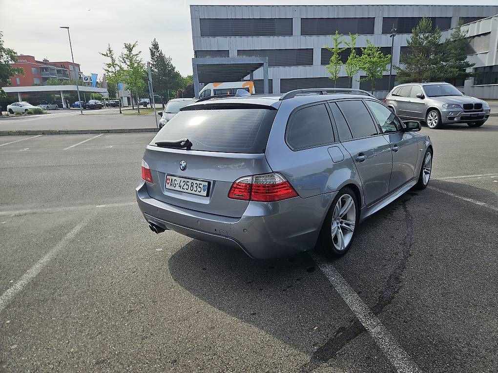 Automobili: BMW 545i E61 LCI Optik - M-Paket, V8 – Usato da Mellingen venduto da Lennuzzo90s 2
