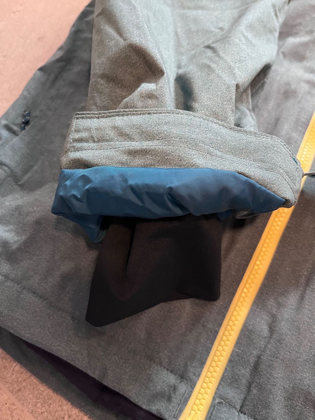 Columbia Giacche: Veste de ski Columbia Omni Tech taille – Nuovo (secondo la descrizione) da Boudry venduto da martin8mum 7