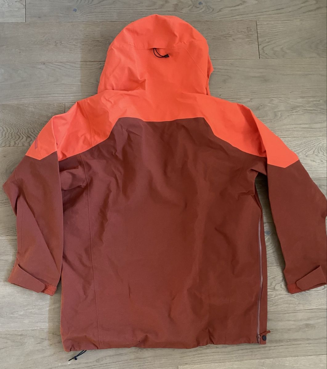 Arcteryx Giacche: Arc'teryx Sabre Relaxed Anorak XL – Nuovo (secondo la descrizione) da Volketswil venduto da 9394 2