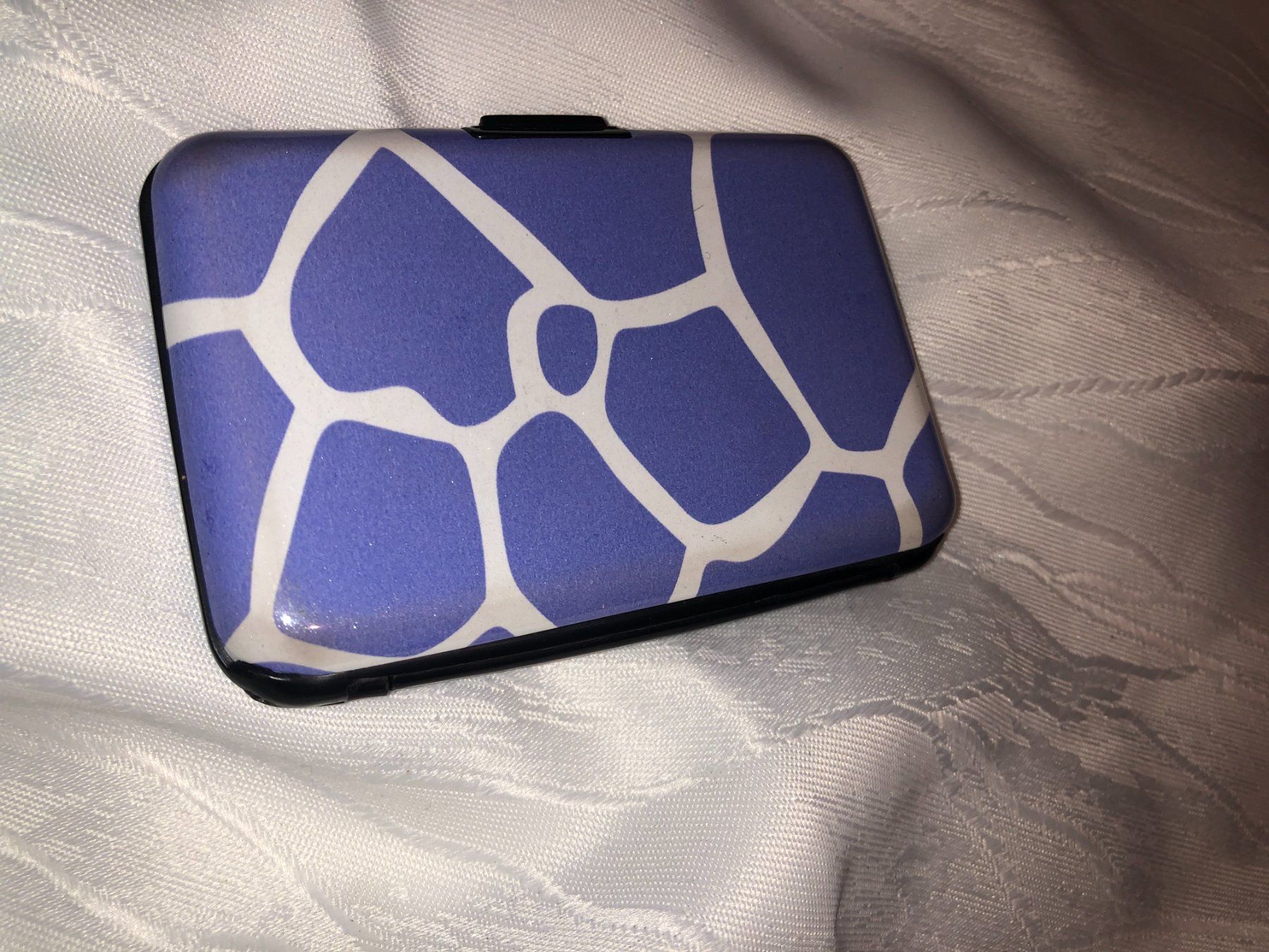 Altro in  Abbigliamento & Accessori: Etui Portcard 11x7.5x2cm – Usato da Zürich venduto da dojoal64 1