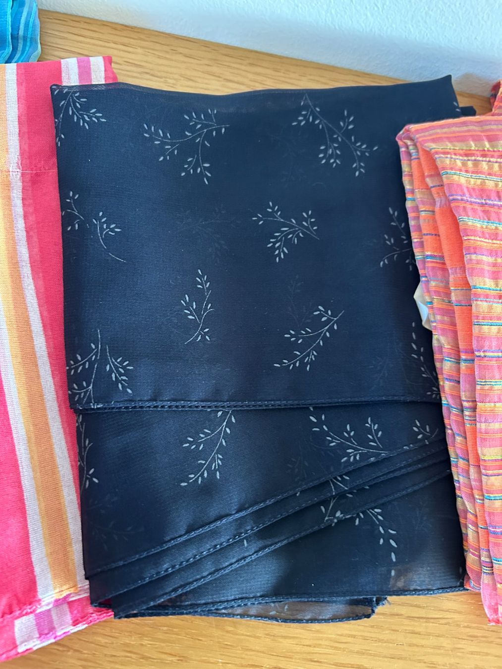 Foulard & Sciarpe: Sommerschal-Set ab 1.- – Usato da Horn venduto da Mada72 3