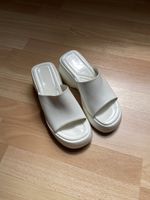 Sandales à plateforme blanche vernies 37