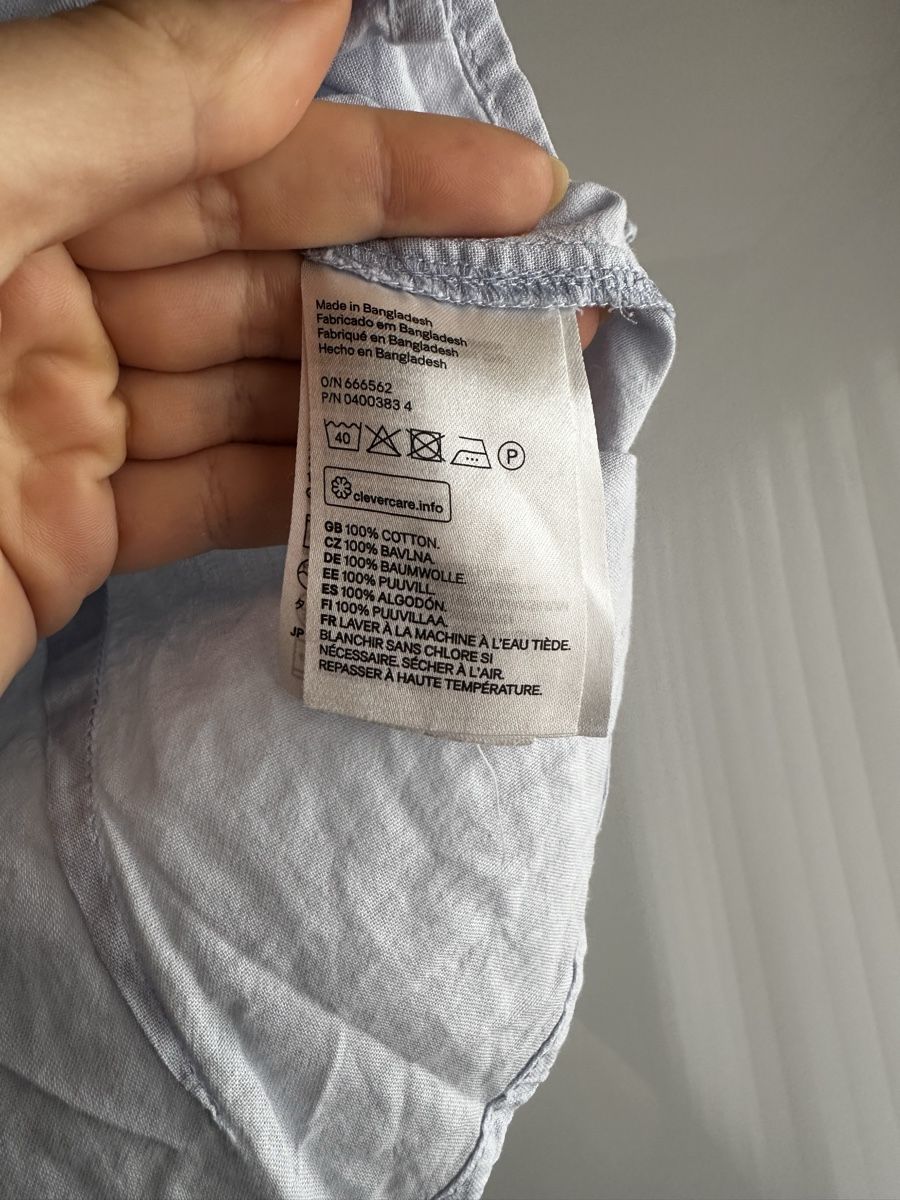 Chemisiers: H&M Damen Bluse kurzarm hellblau Grösse 34 – D'occasion à Buchs AG par tifena 1