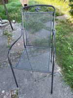 4 stapelbare Gartenstühle aus Metall zu verkaufen