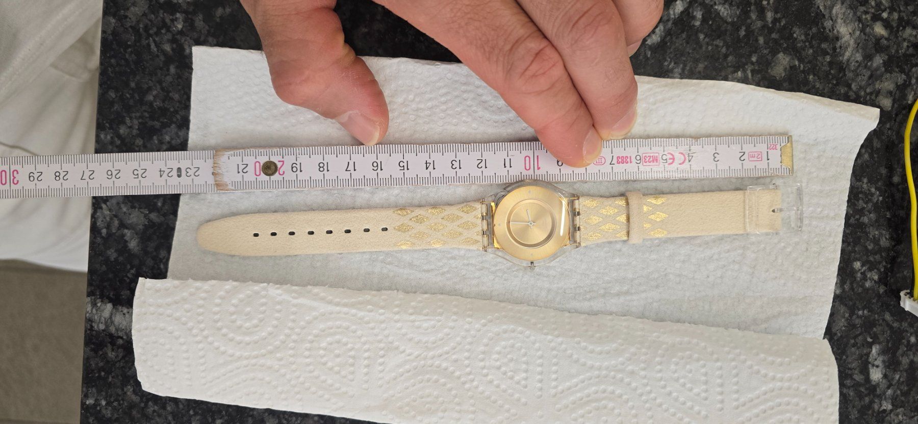 Swatch Orologi: Swatch Uhr Goldfarben neu – Nuovo (secondo la descrizione) da Weiningen ZH venduto da ped_fbx2 4