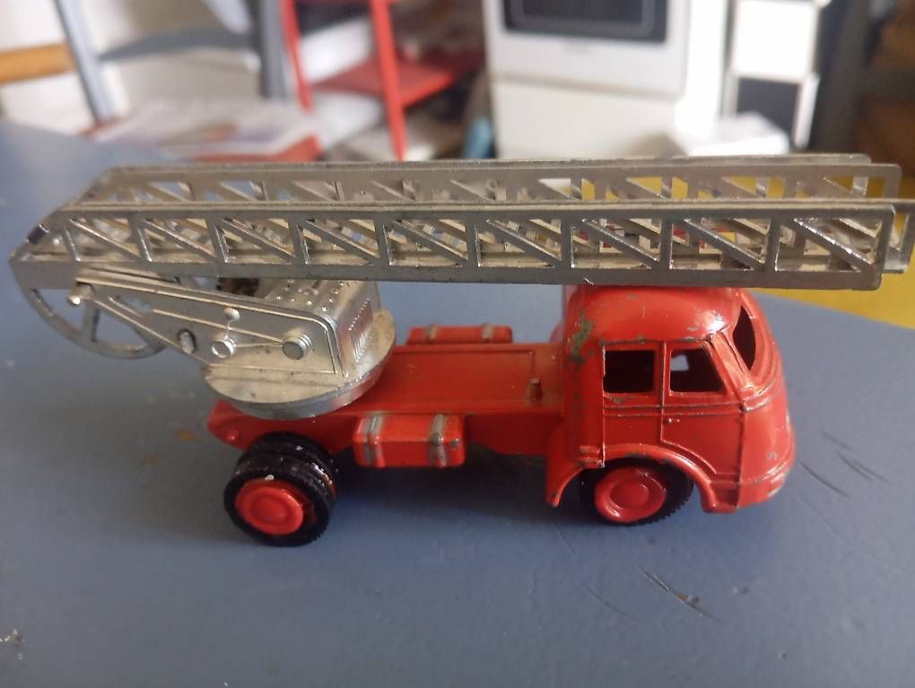 Gama Modellautos: Feuerwehr von Gama – Gebraucht aus Basel von Petergunn 1