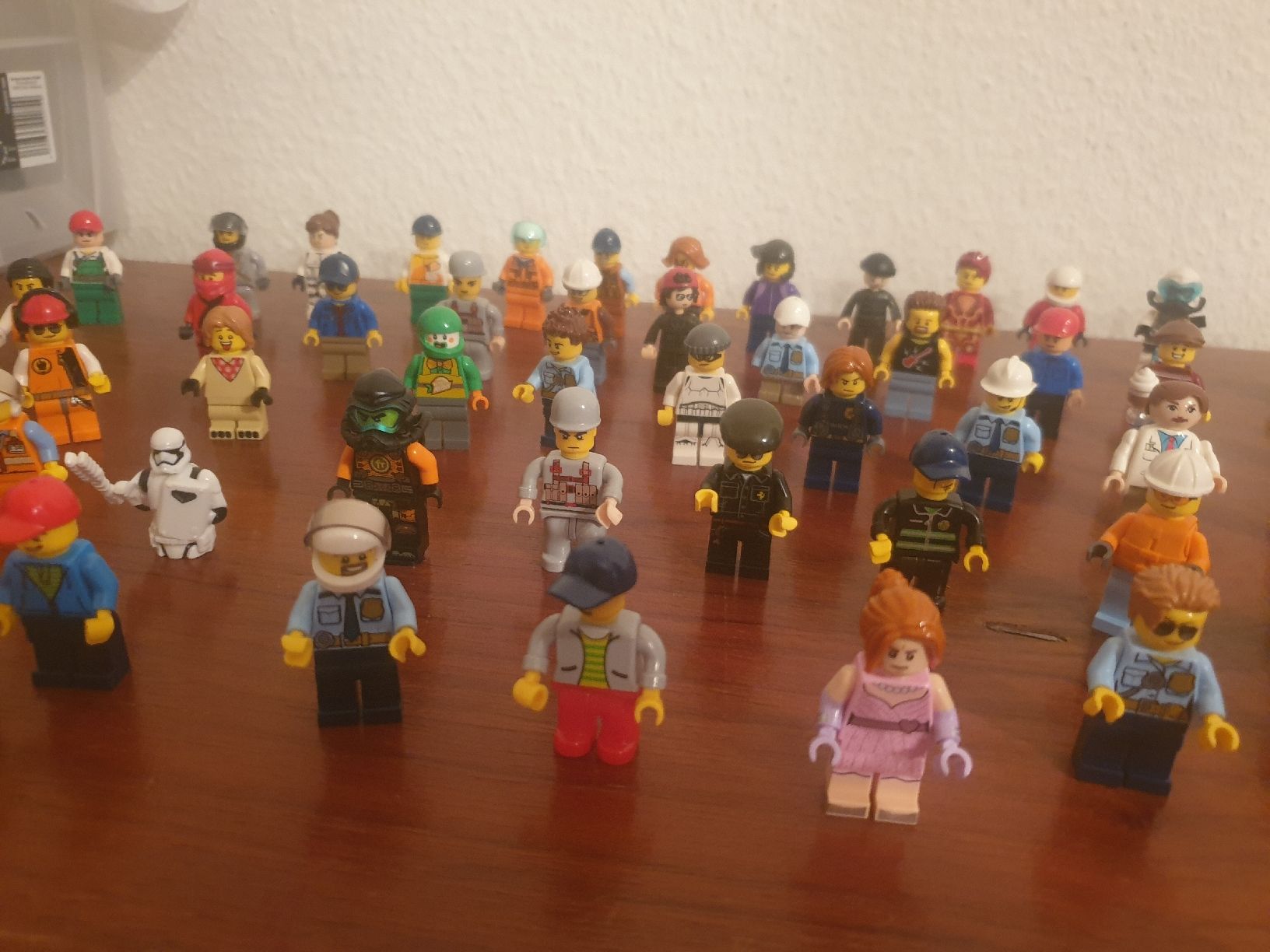 Lego Giocattoli: LEGO figurines – Usato da Fribourg venduto da mal_8zjh 4