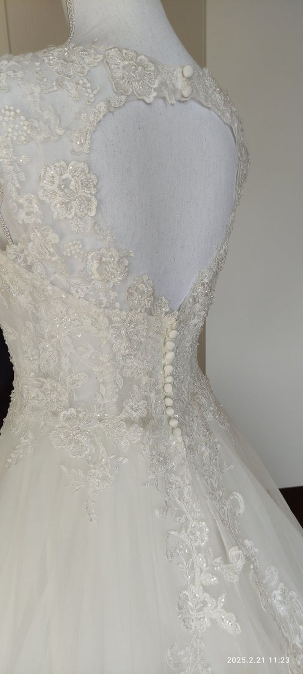 Vestiti: Traumhaftes Da Vinci Brautkleid Gr. 36/38 – Usato da Wil SG venduto da Chilla88 3