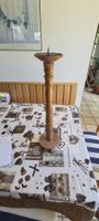 Antiker Kerzenständer aus Holz, gut erhalten, 54 cm hoch