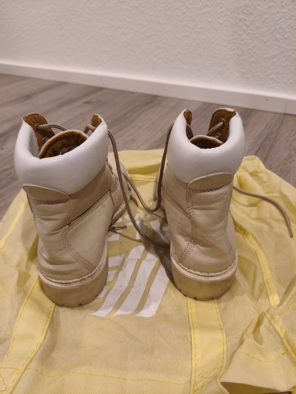 Scarpe da donna: Scarpe invernali – Usato da Bioggio venduto da OresteIronix 2