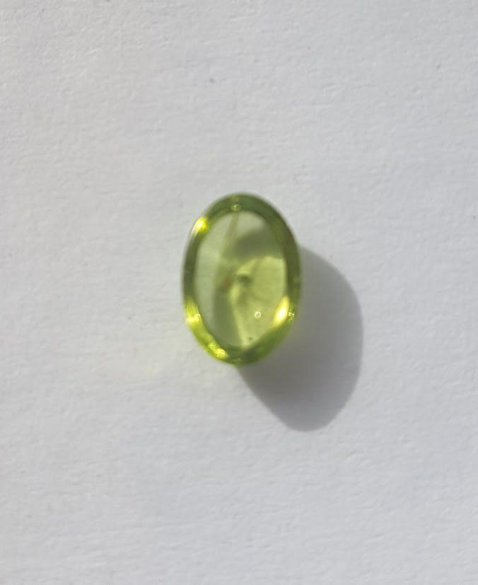 Pierres précieuses: Peridot Oval 1.0ct – Neuf avec emballage d'origine à zuerich par Jewlsdesign 1