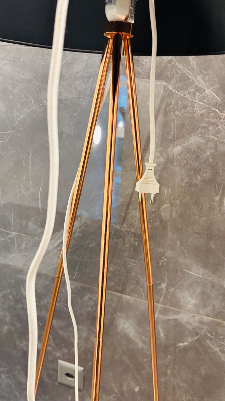 Lampes: Stehlampe Modern Design Kupfer/Schwarz – Neuf (Voir description) à Lengnau BE par 4ConsultingSolutions 1
