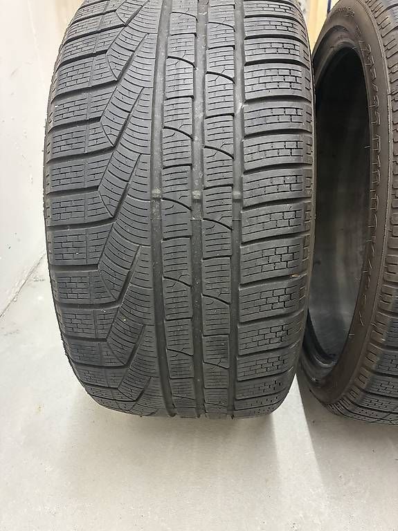 Altro in Scrittura & Disegno: Pirelli Winterreifen 255 35 19 – Usato da Neuenhof venduto da Gt5.Performance_ 4