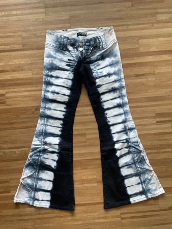 Tie-dye Vintage 90s/00s low rise Bellbottom Jeans