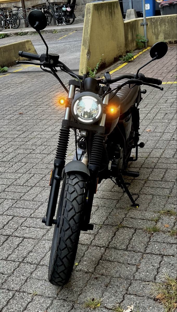 Brixton Motorcycles Strada: Brixton Cromwell 125 ABS - 3121km – Usato da Lausanne venduto da luc_ddh5 1